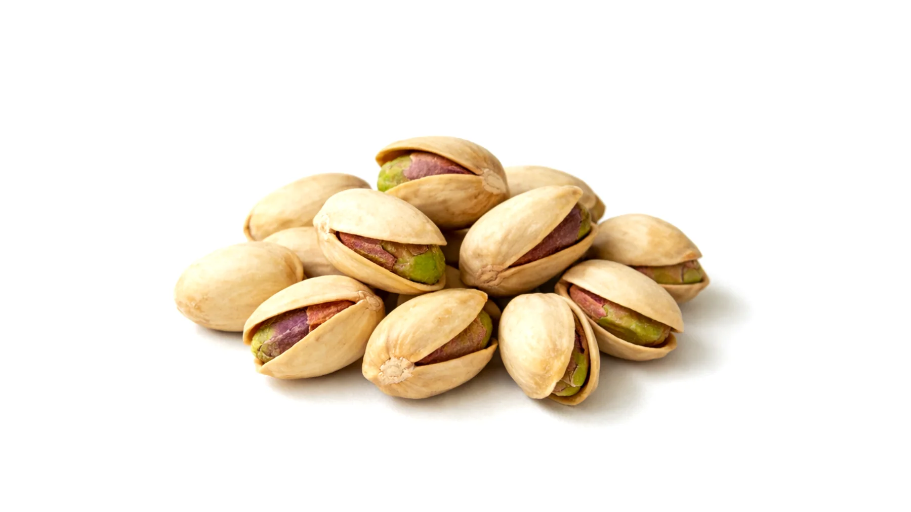 I pistacchi fanno davvero bene? Scopriamo cosa dice la scienza su uno dei frutta secca più amati, tra miti da sfatare e reali benefici per la salute"